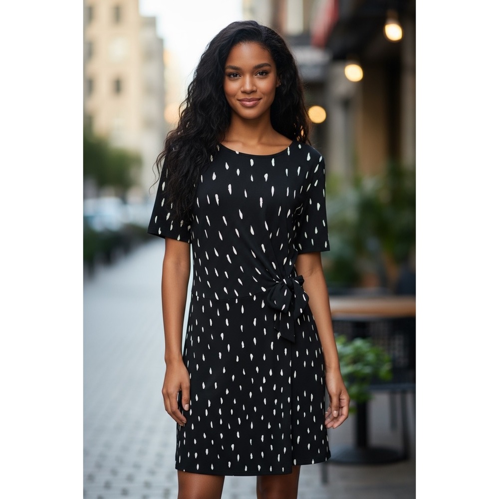 Elegant Black and White Women's Dress small